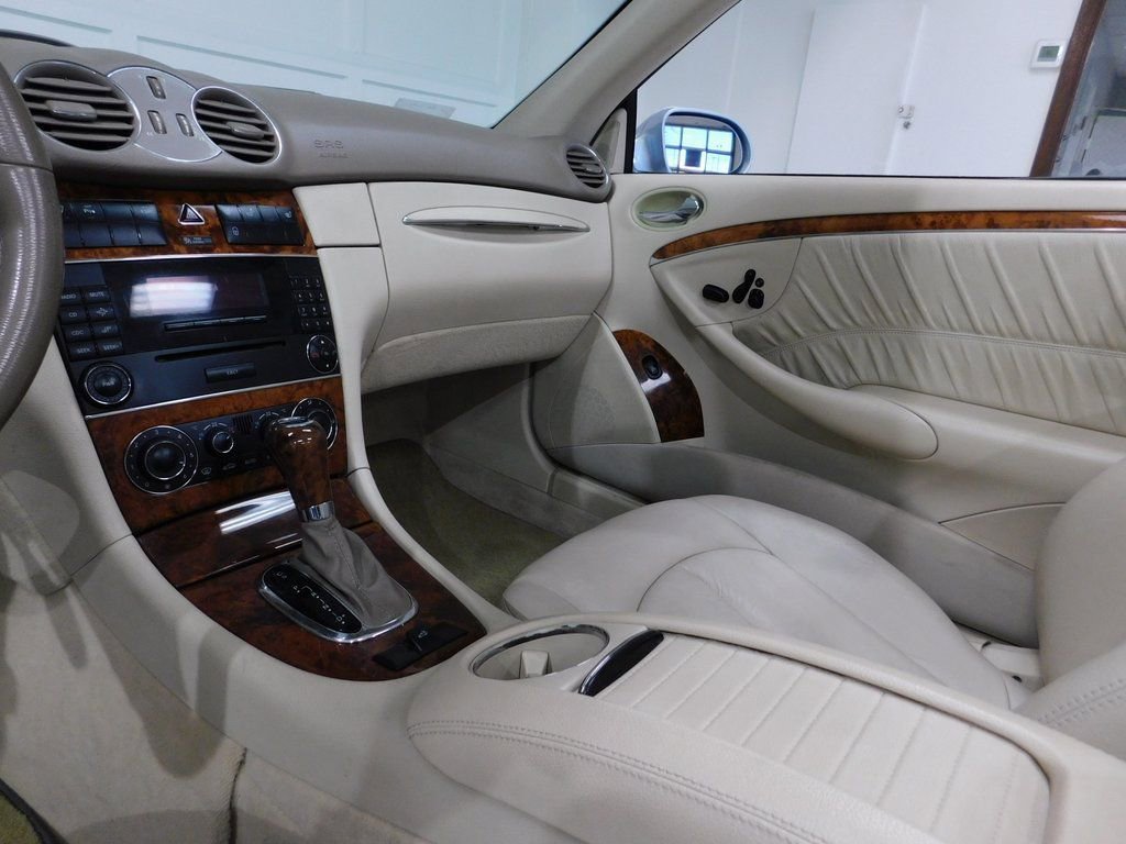 Used 2007 Mercedes-Benz CLK 350 Cabriolet image 58