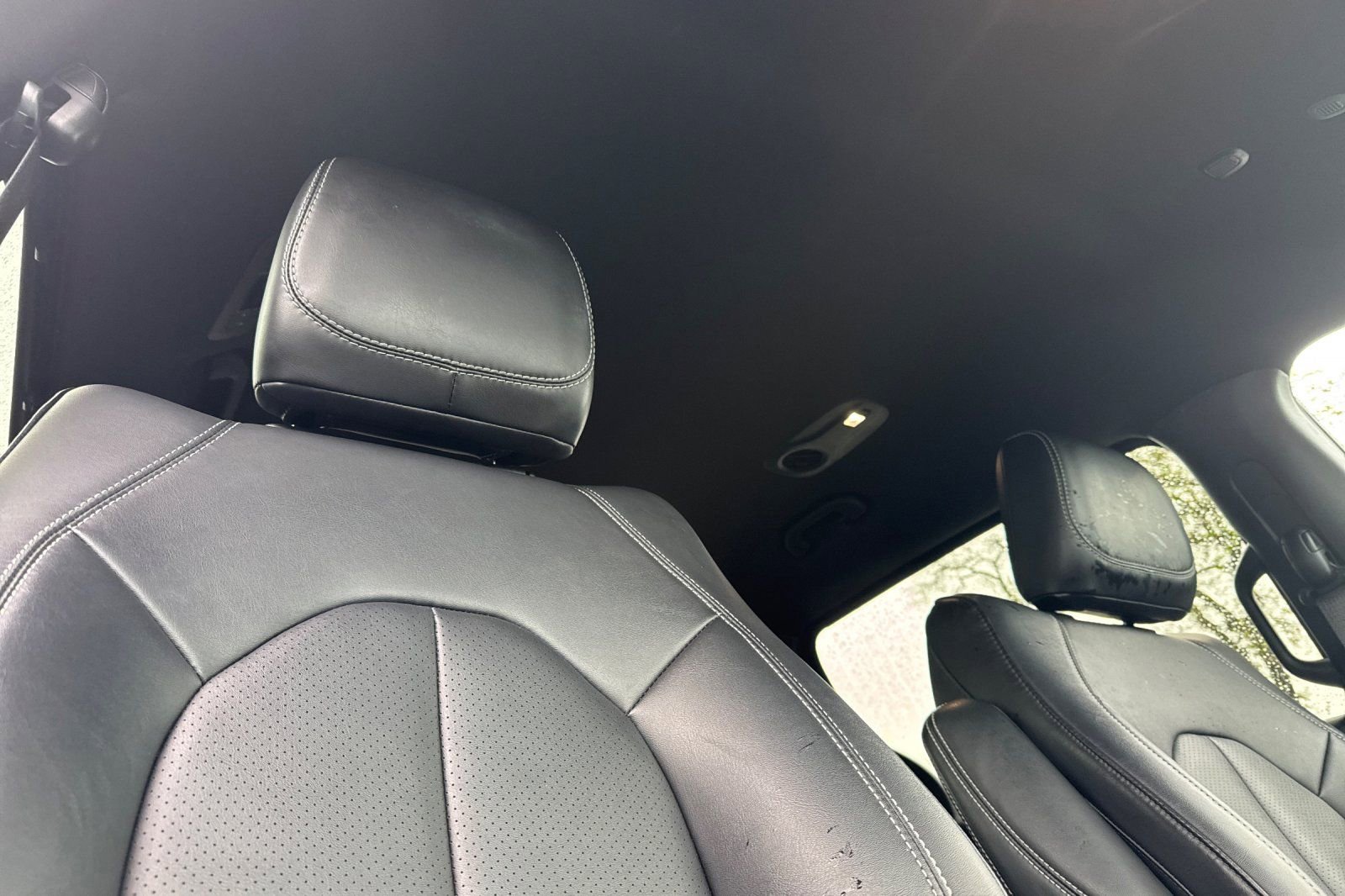 Used 2025 Chrysler Pacifica Select image 19