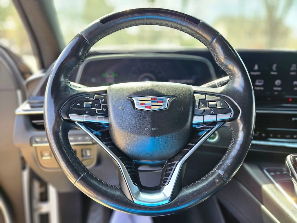 Used 2021 Cadillac Escalade Sport w/ Driver Assist Tech Package AWD/4WD image 27
