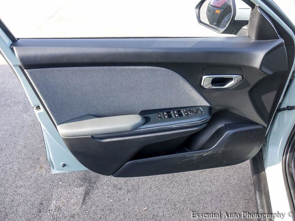 Used 2025 Kia K4 EX image 19
