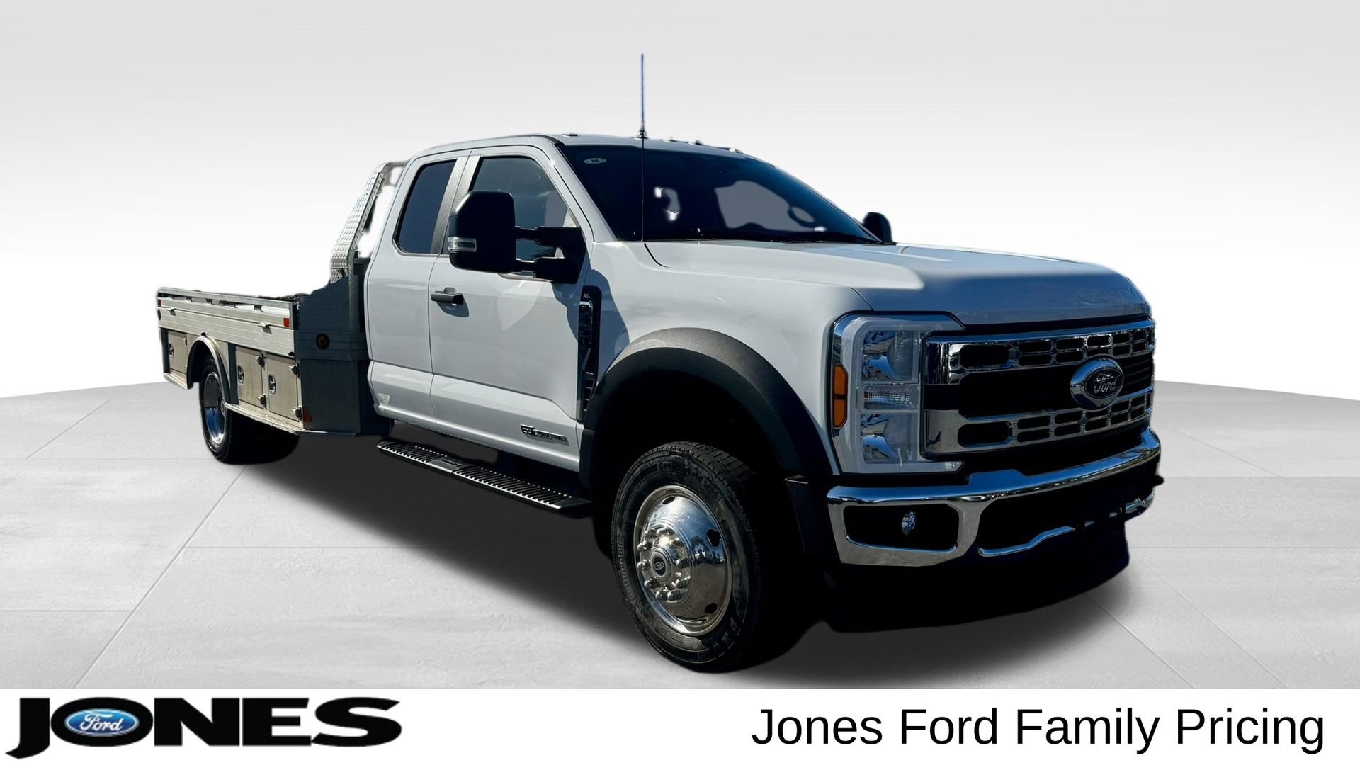 Used 2023 Ford F450 XL w/ Snow Plow Prep Package image 1
