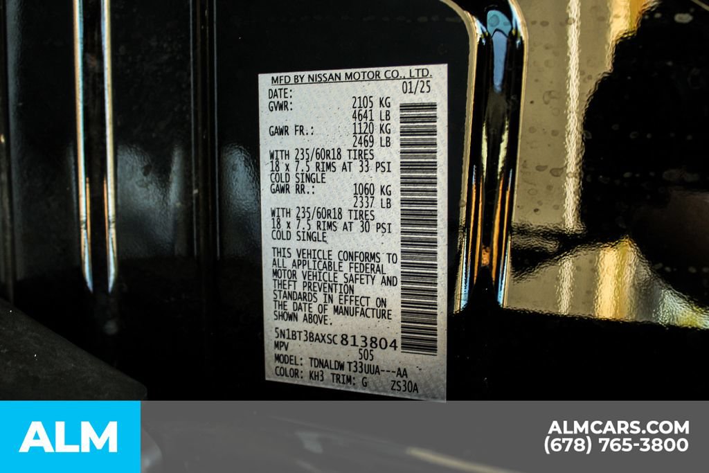 Used 2025 Nissan Rogue SV FWD image 40