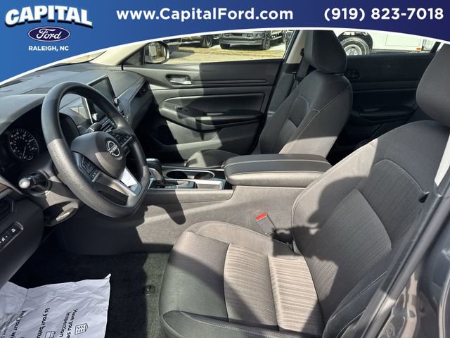 Used 2024 Nissan Altima 2.5 SV image 17