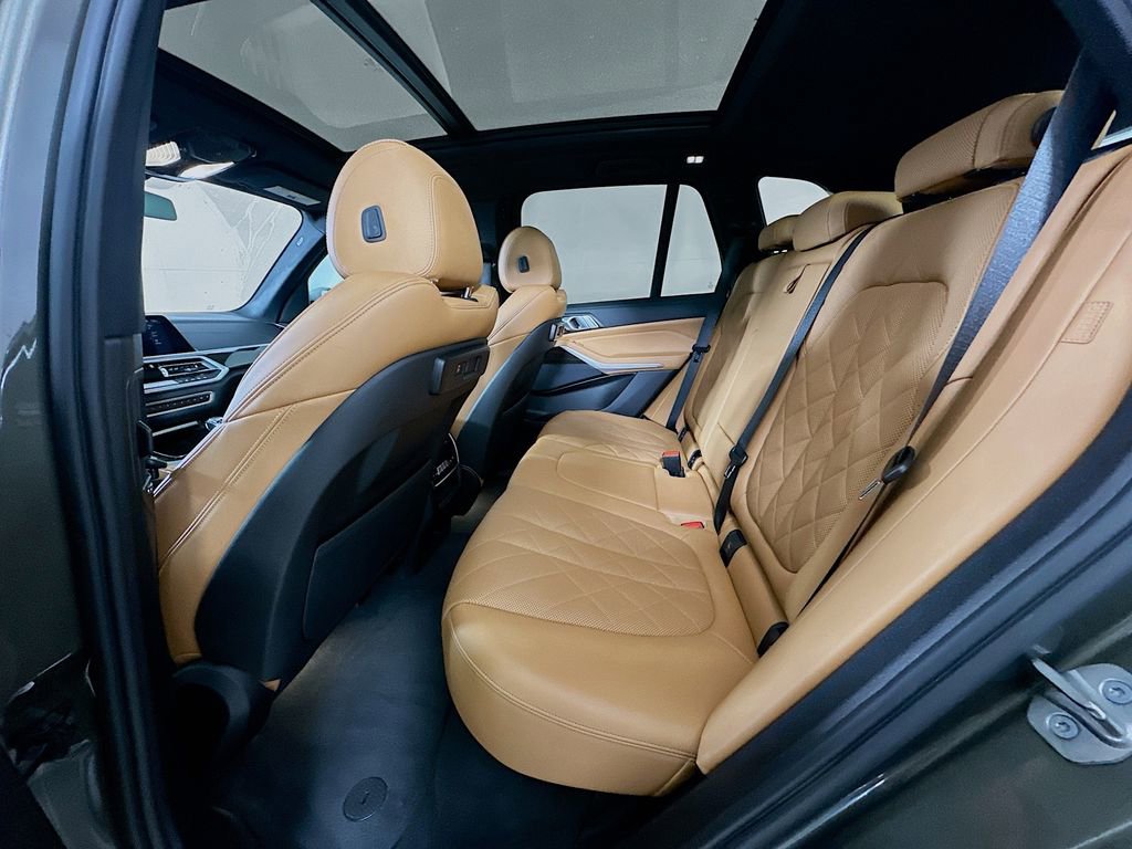 Used 2023 BMW X5 xDrive40i w/ M Sport Package image 13