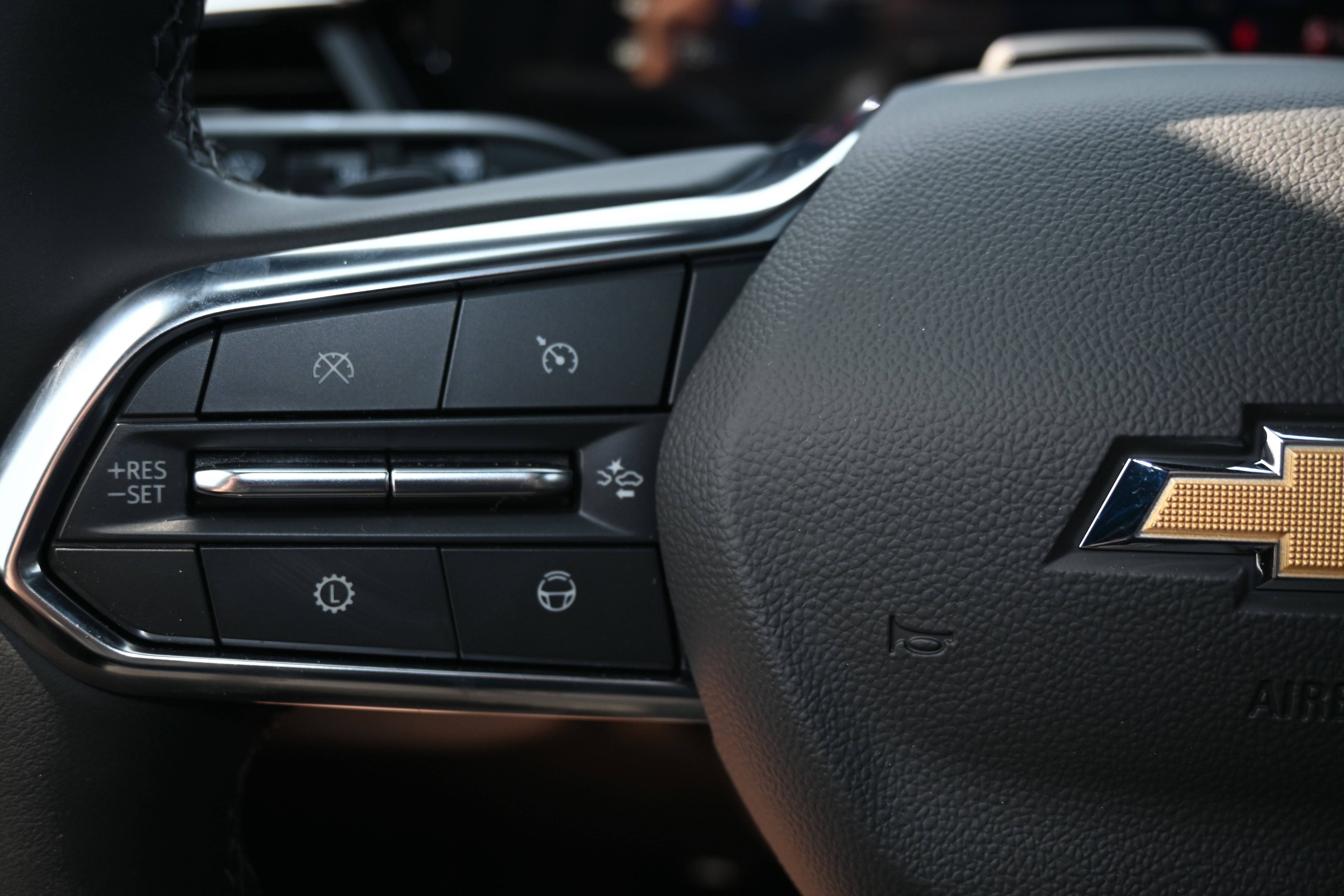 Used 2025 Chevrolet Tahoe LT w/ Comfort Package image 23