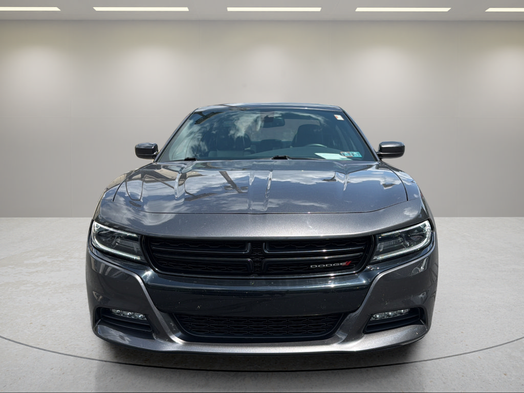 Used 2016 Dodge Charger SXT w/ AWD Plus Group image 2