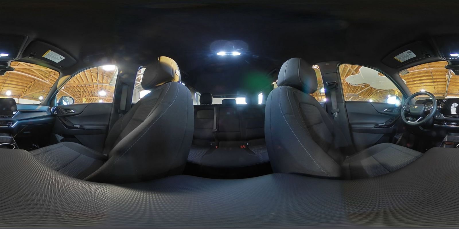 Used 2025 Chevrolet Equinox LT image 42