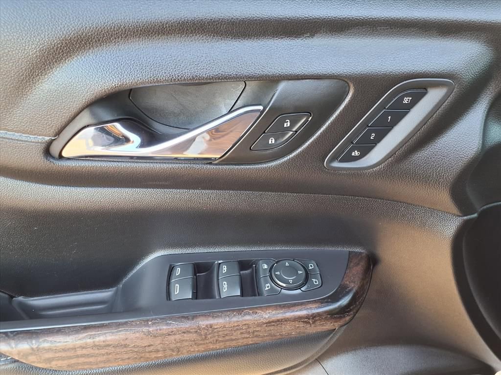 Used 2022 GMC Acadia Denali w/ LPO, Floor Liner Package image 21