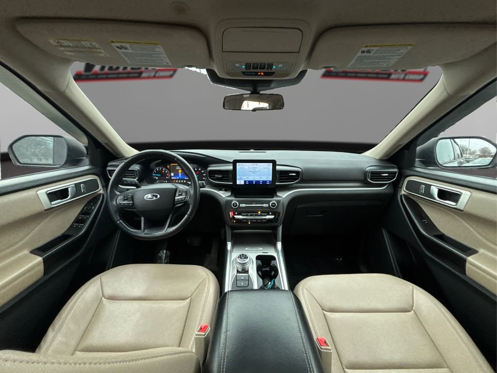 Used 2020 Ford Explorer XLT w/ Equipment Group 202A image 27