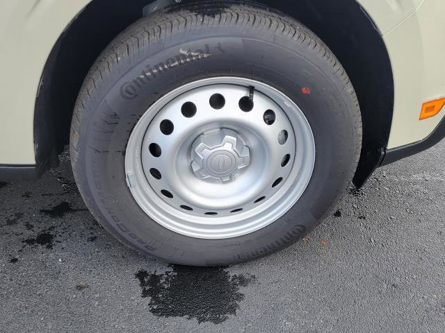 New 2025 Ford Maverick XL w/ Equipment Group 101A image 9