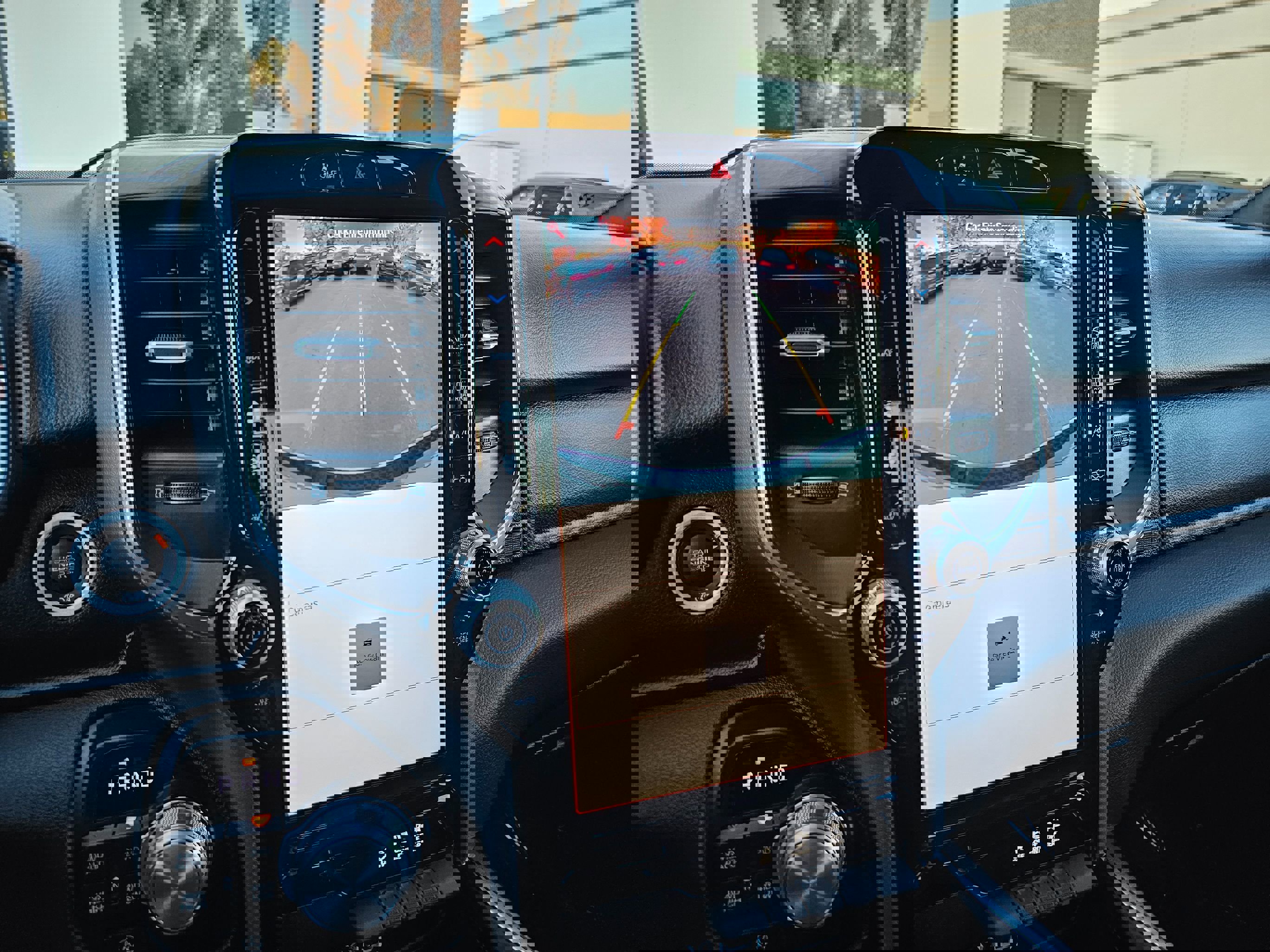 Used 2025 RAM 1500 Laramie image 32