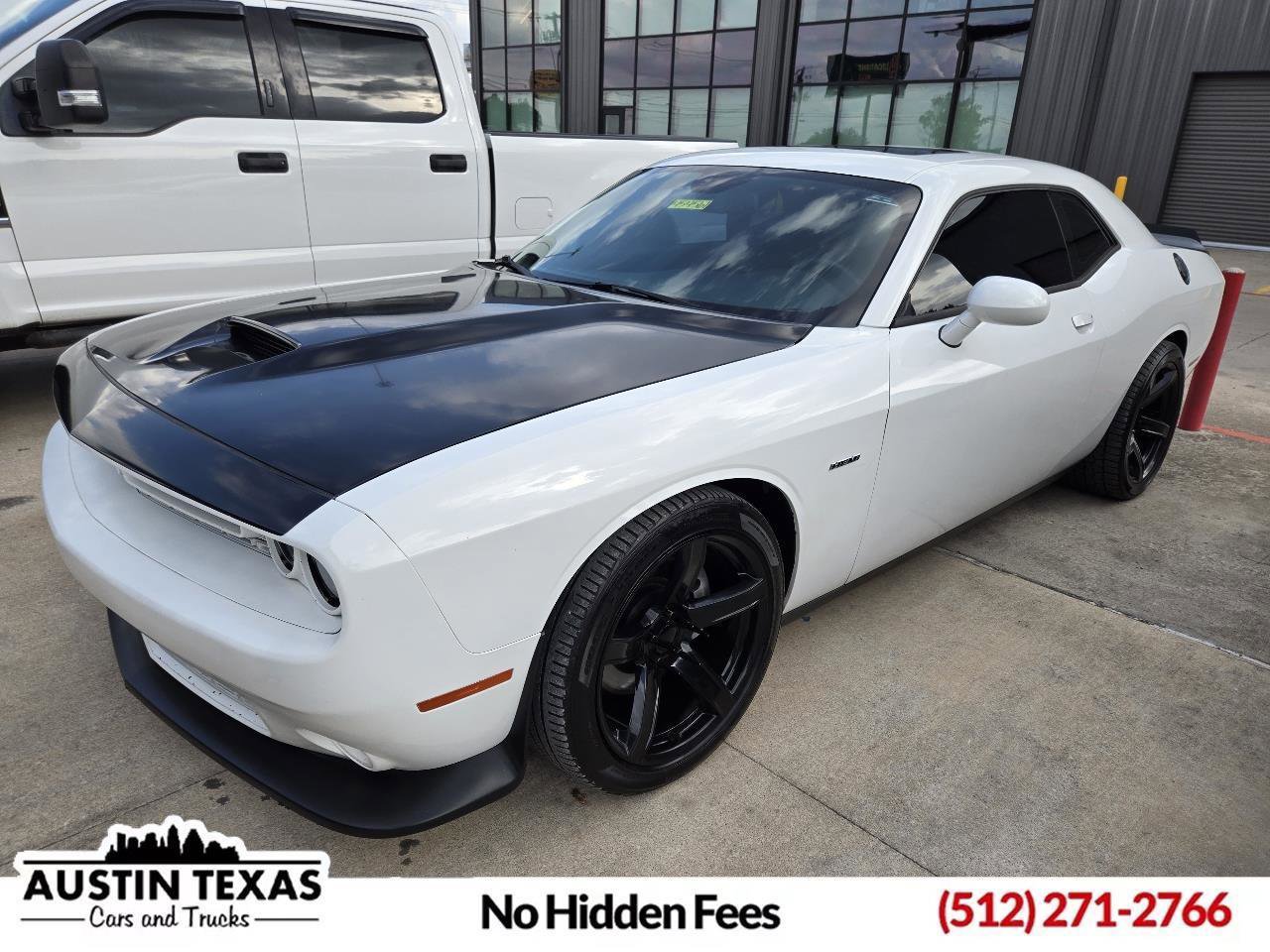 Used 2019 Dodge Challenger R/T w/ Driver Convenience Group image 1