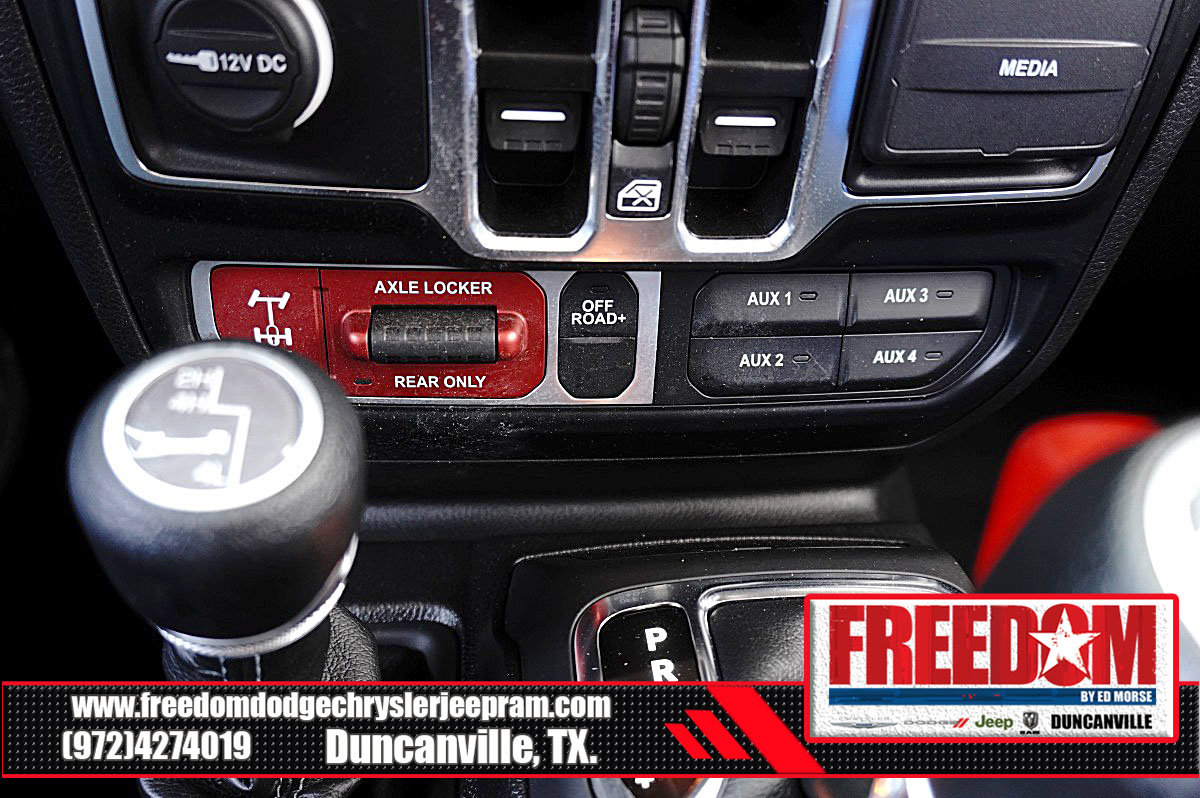 Used 2024 Jeep Gladiator Sport AWD/4WD image 25
