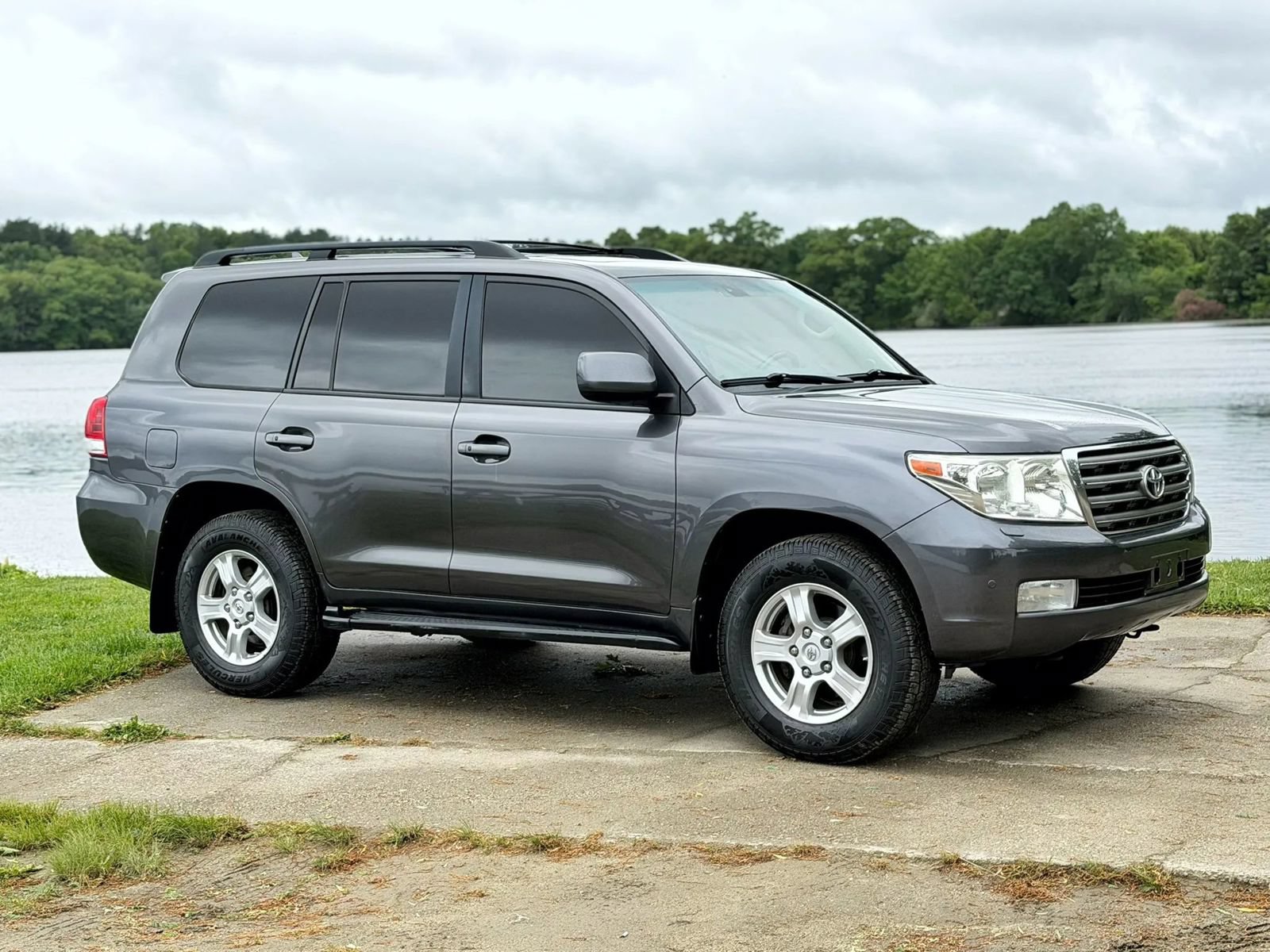 Used 2011 Toyota Land Cruiser w/ Upgrade Pkg AWD/4WD image 3
