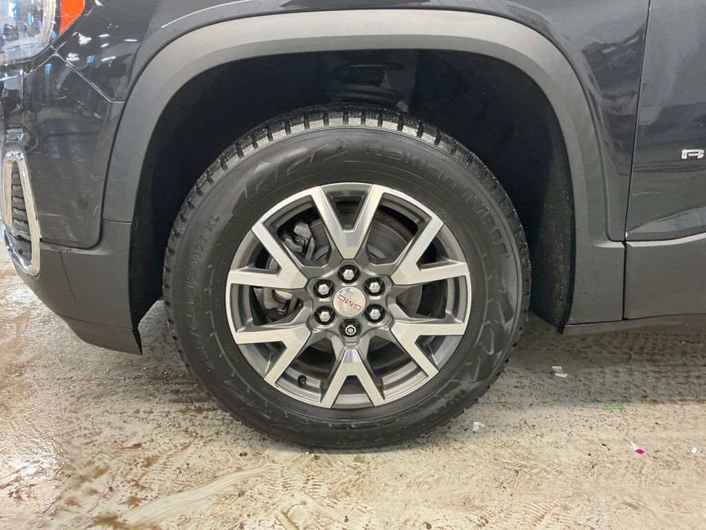 Used 2020 GMC Acadia SLE w/ Driver Convenience Package image 11