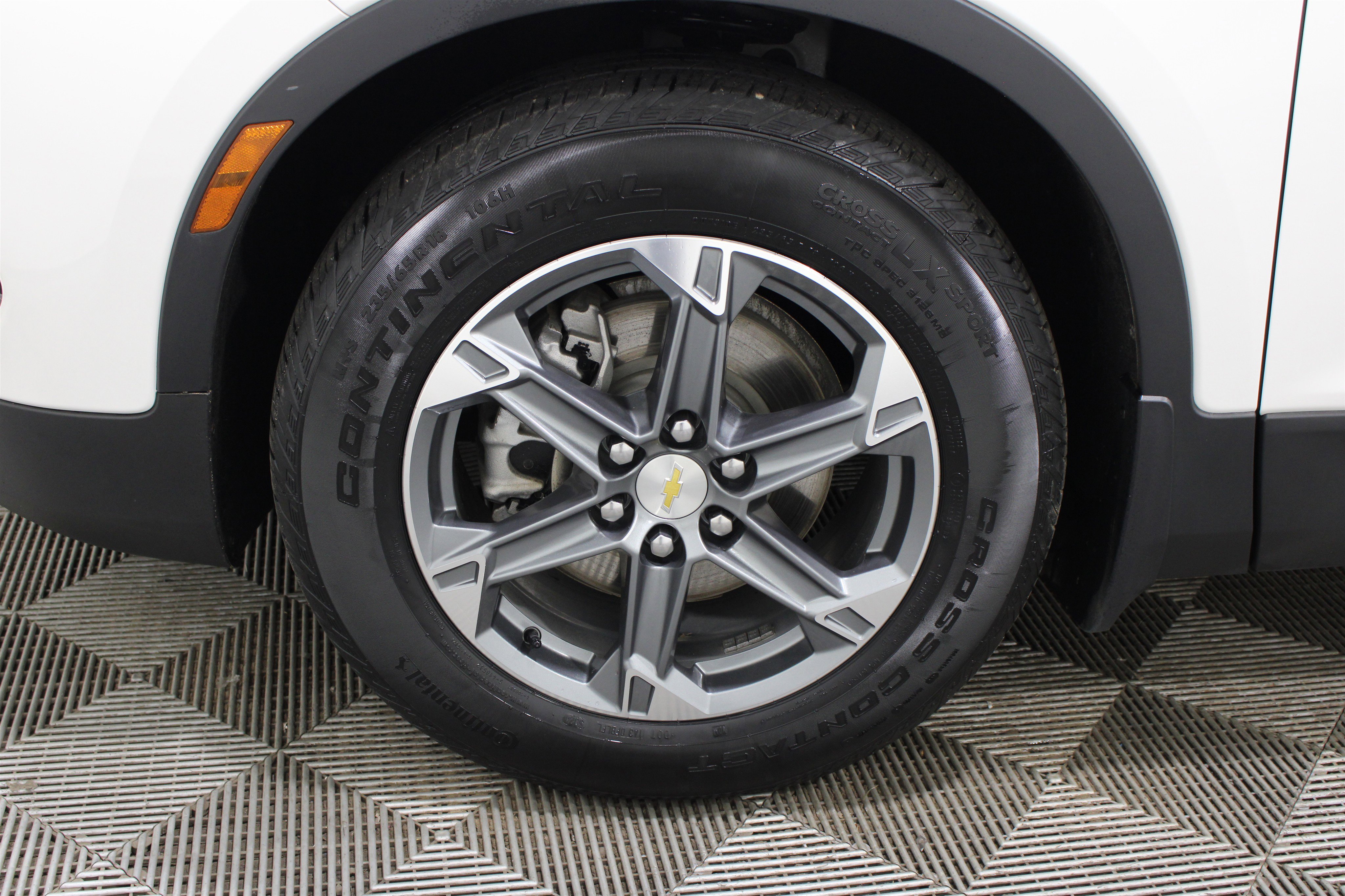 Used 2023 Chevrolet Blazer LT AWD/4WD image 37
