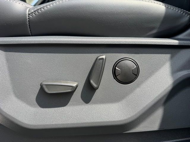 Used 2025 Ford Expedition Platinum w/ Stealth Performance Package AWD/4WD image 13