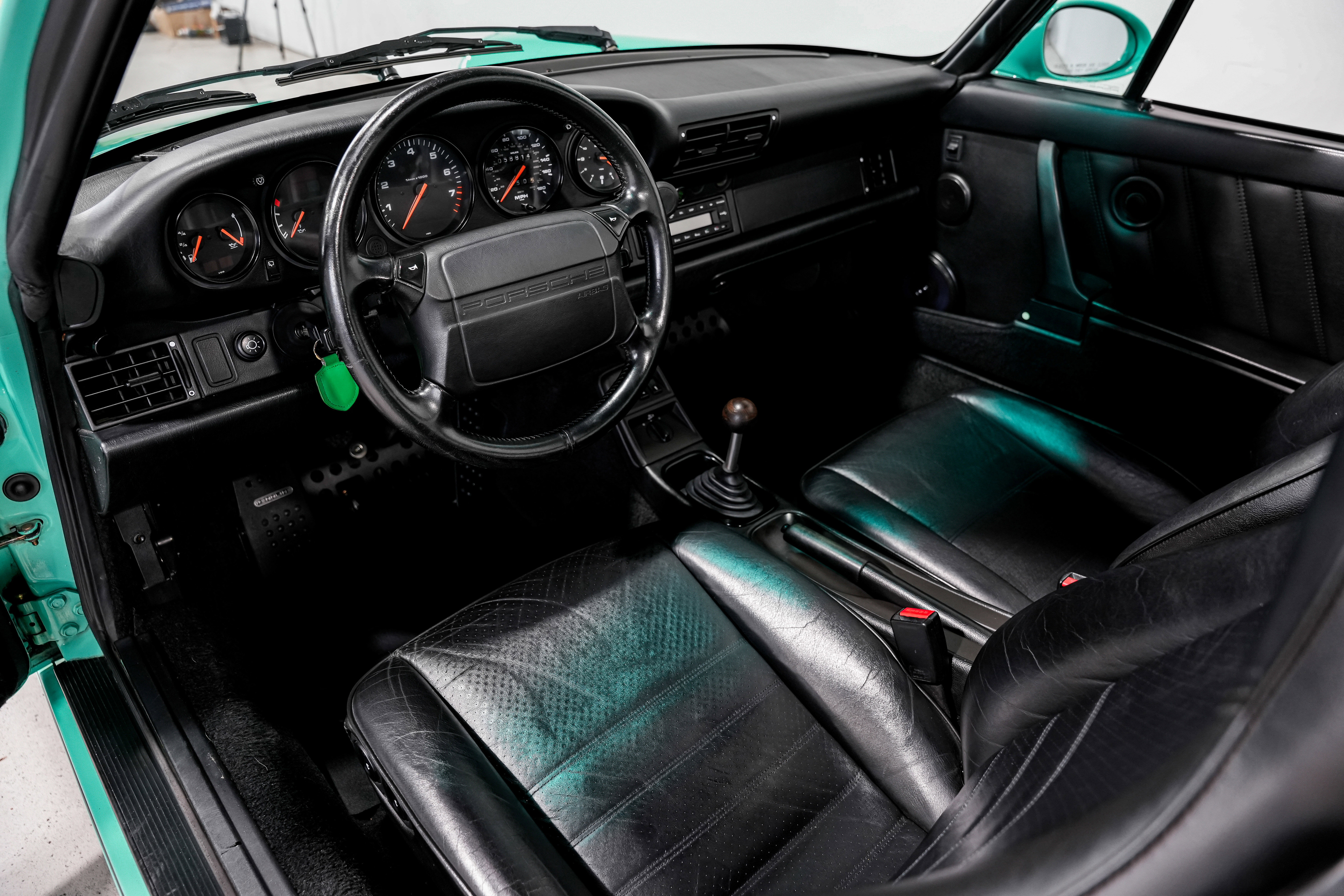 Used 1992 Porsche 911 Targa image 9