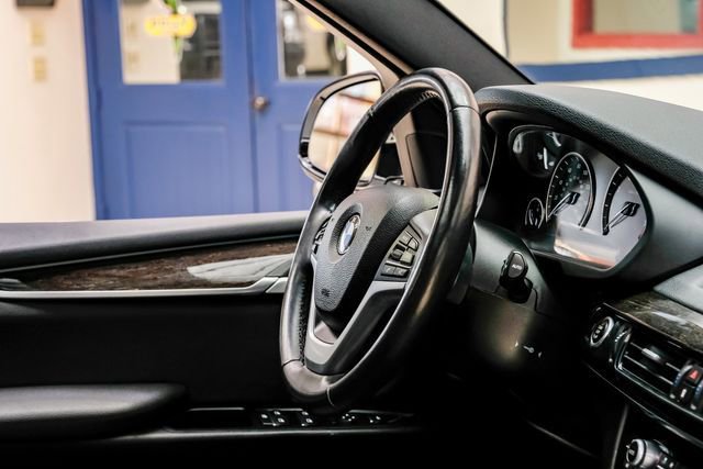 Used 2018 BMW X5 xDrive35i image 15