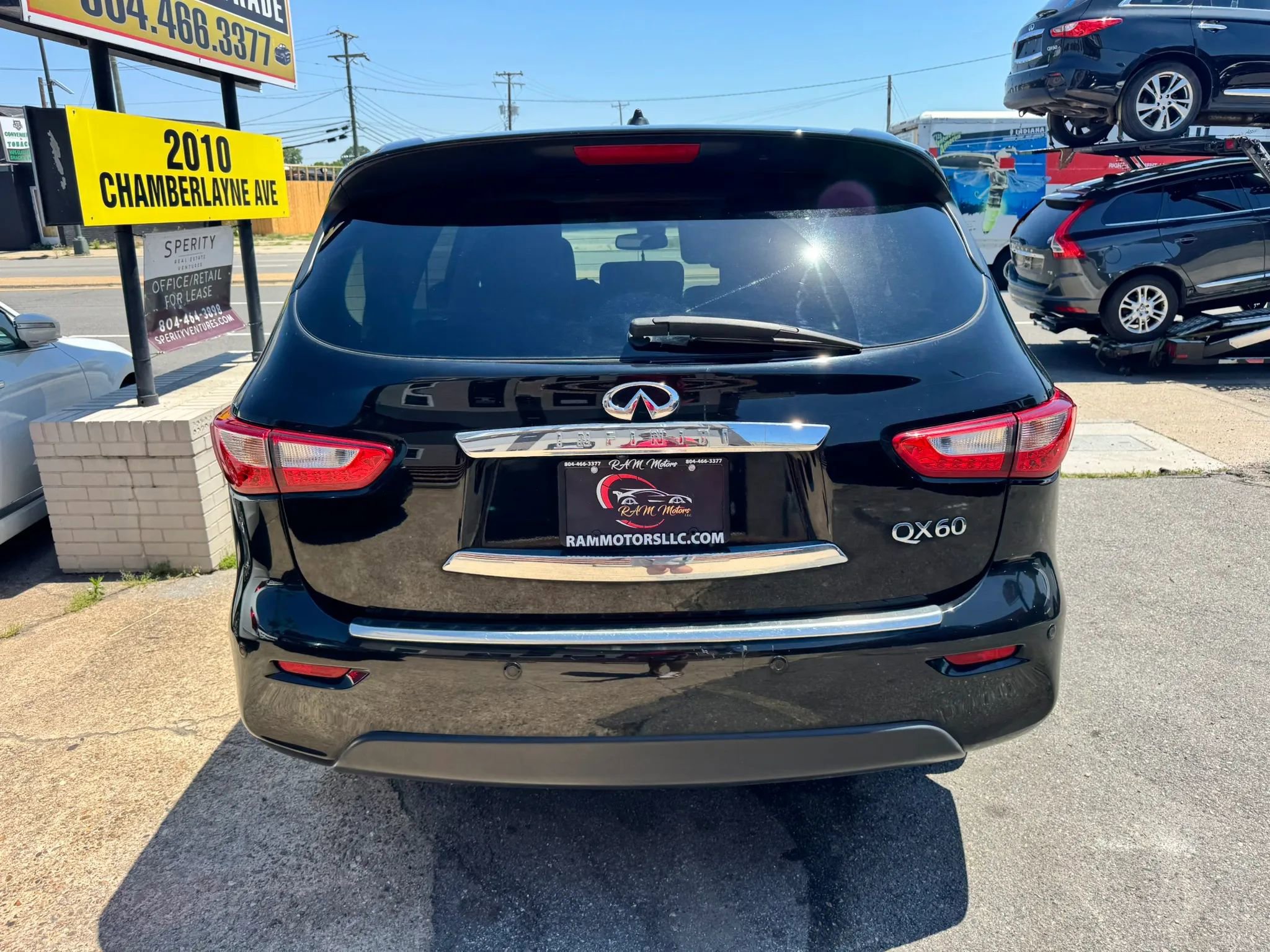 Used 2014 INFINITI QX60 Luxe w/ Premium Plus Package AWD/4WD image 4