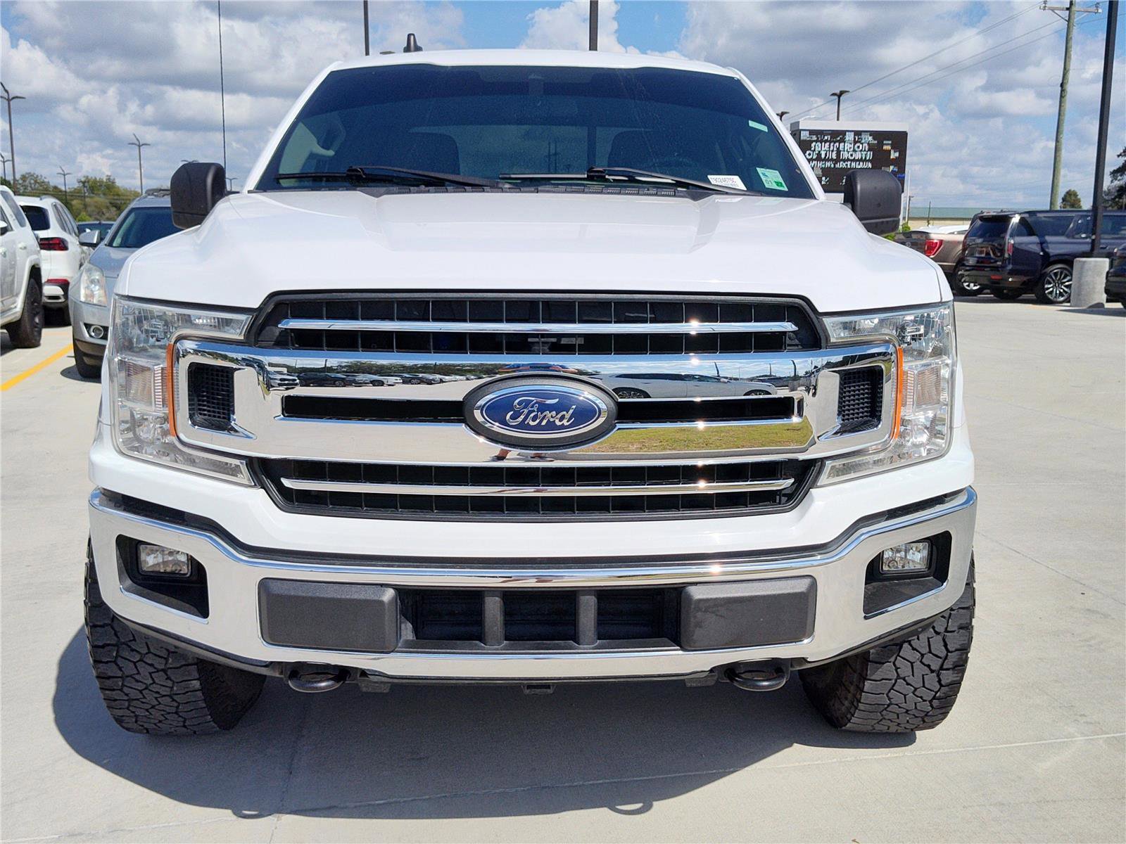Used 2019 Ford F150 XLT w/ Trailer Tow Package image 10