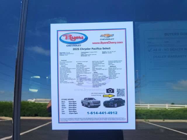 Used 2025 Chrysler Pacifica Select FWD image 13