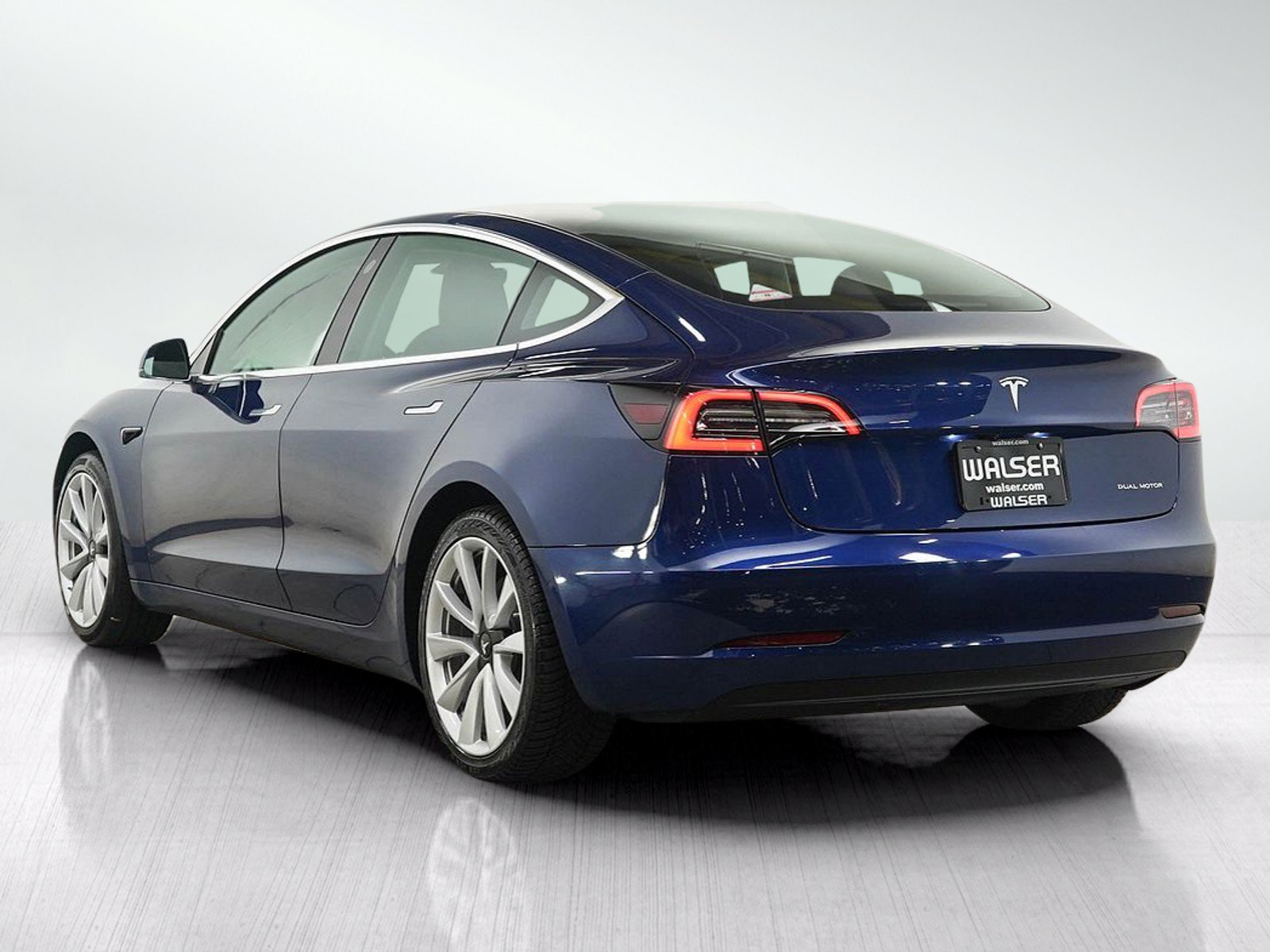Used 2020 Tesla Model 3 Long Range AWD/4WD image 3