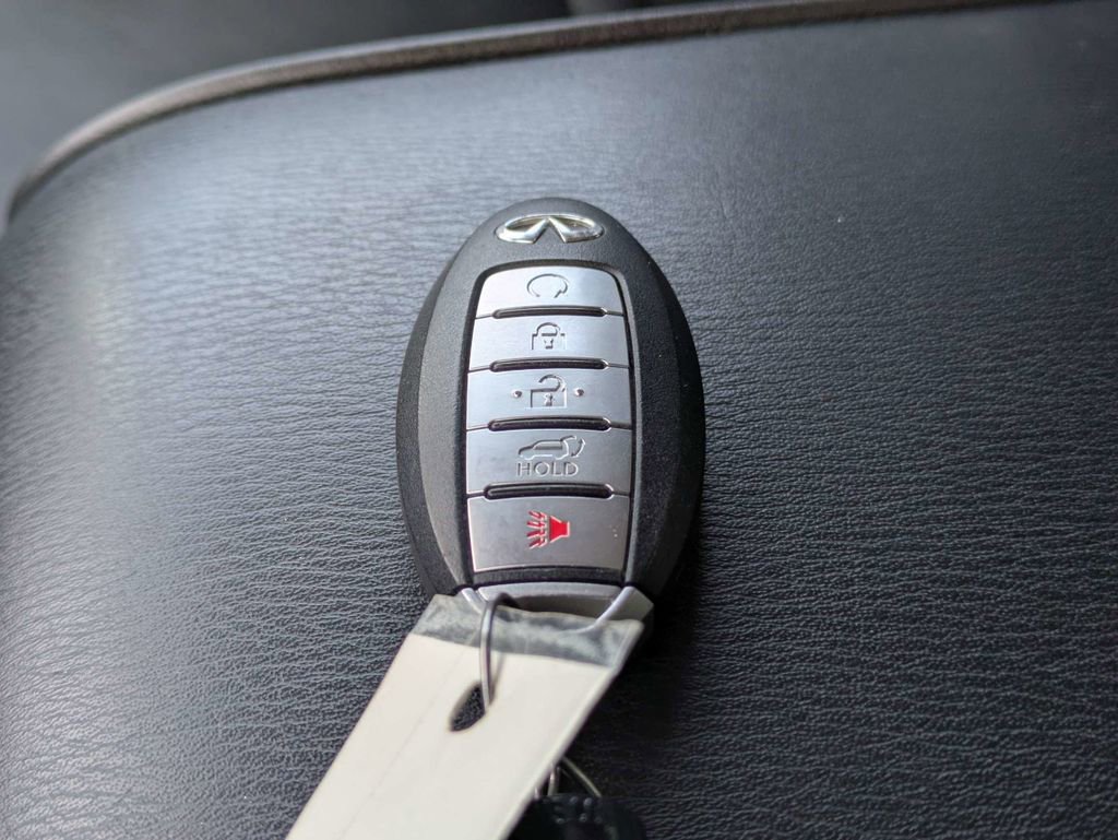 Used 2018 INFINITI QX80 2WD image 43