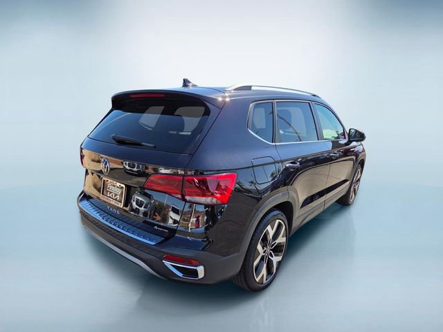 Used 2022 Volkswagen Taos SEL w/ Panoramic Sunroof Package AWD/4WD image 4
