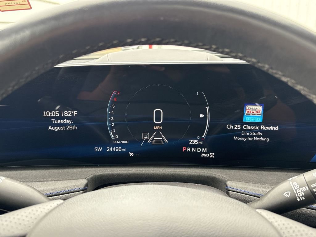 Used 2024 Cadillac XT4 Sport image 10