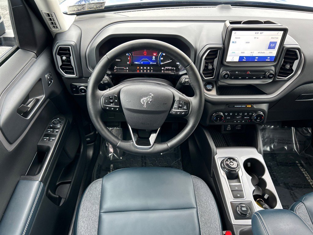 Used 2024 Ford Bronco Sport Outer Banks image 3