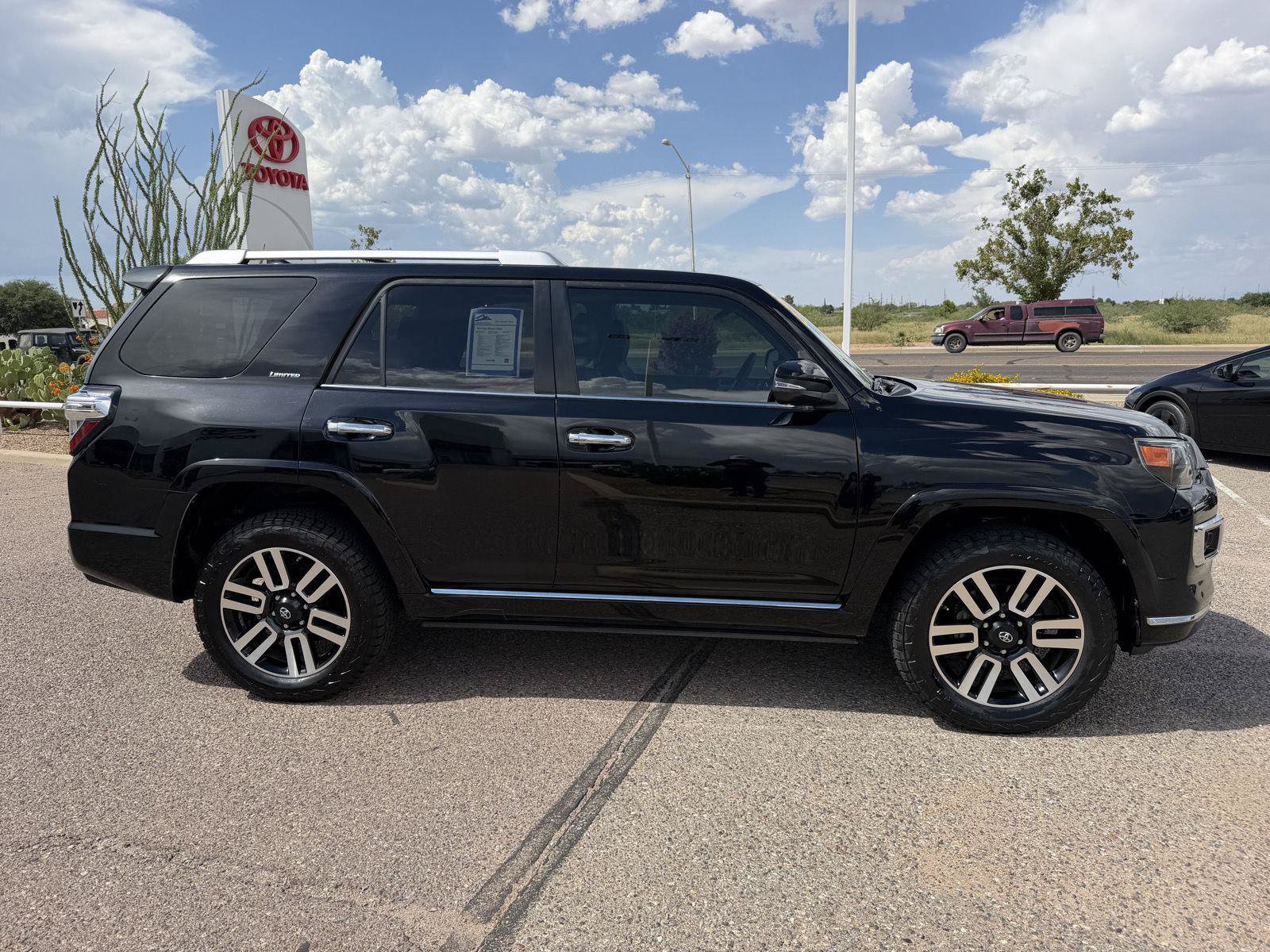 Used 2020 Toyota 4Runner Limited AWD/4WD image 7