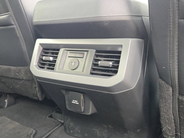 Used 2025 Ford F250 Lariat w/ Black Appearance Package AWD/4WD image 10