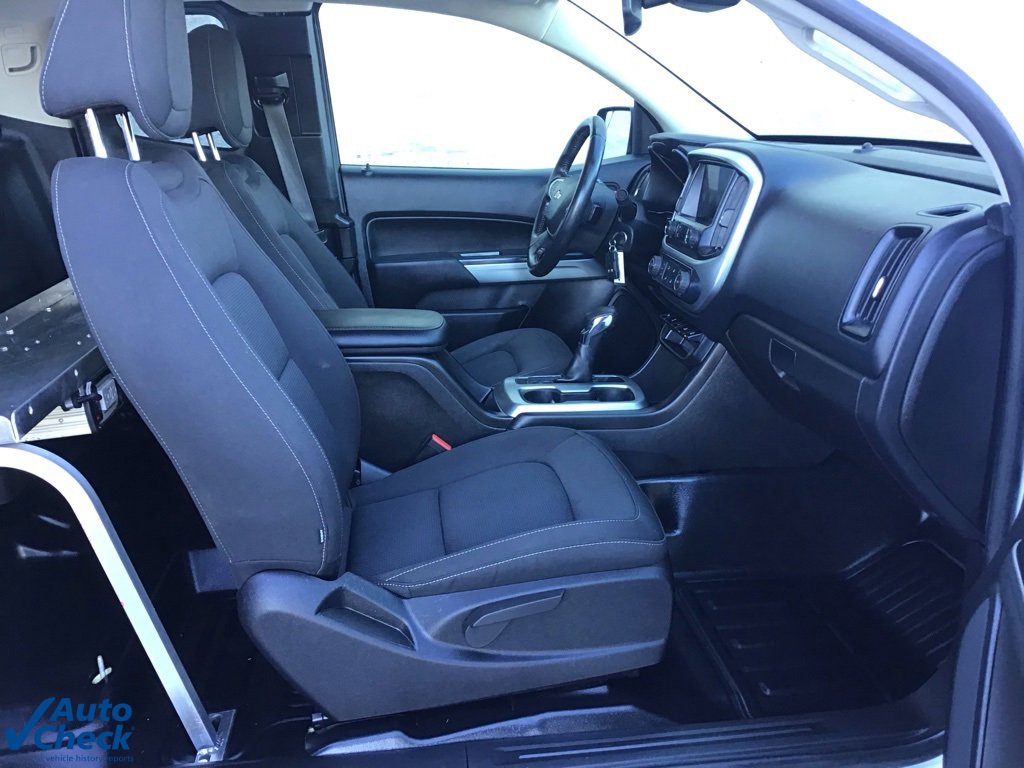 Used 2022 Chevrolet Colorado LT w/ Fleet Safety Package image 16