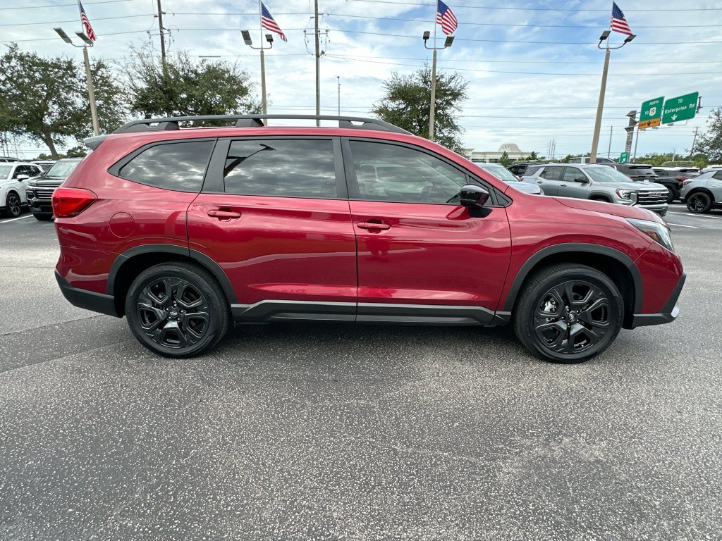 Used 2025 Subaru Ascent Onyx Edition w/ Popular Package #2 AWD/4WD image 4