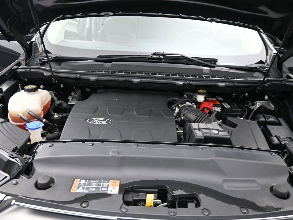 Used 2015 Ford Edge SEL w/ Equipment Group 201A image 20