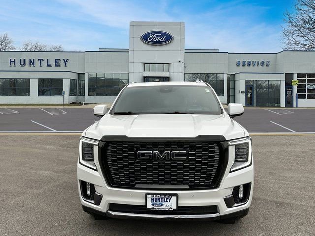 Used 2023 GMC Yukon XL Denali Ultimate image 3