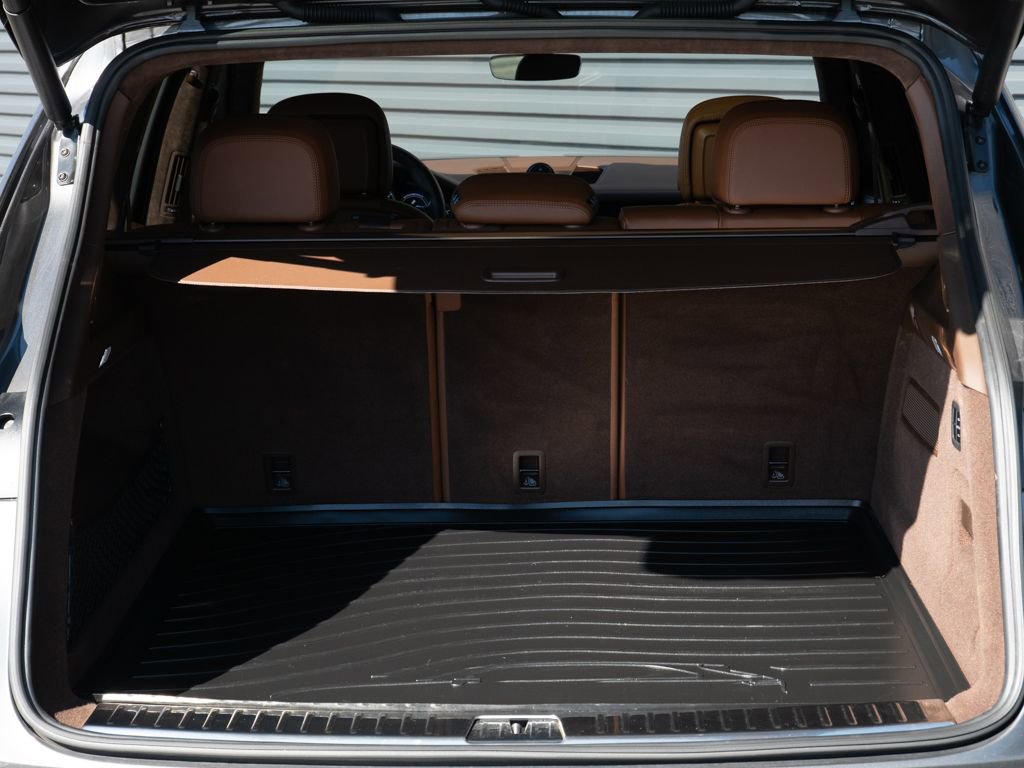 Certified 2023 Porsche Cayenne Turbo image 31
