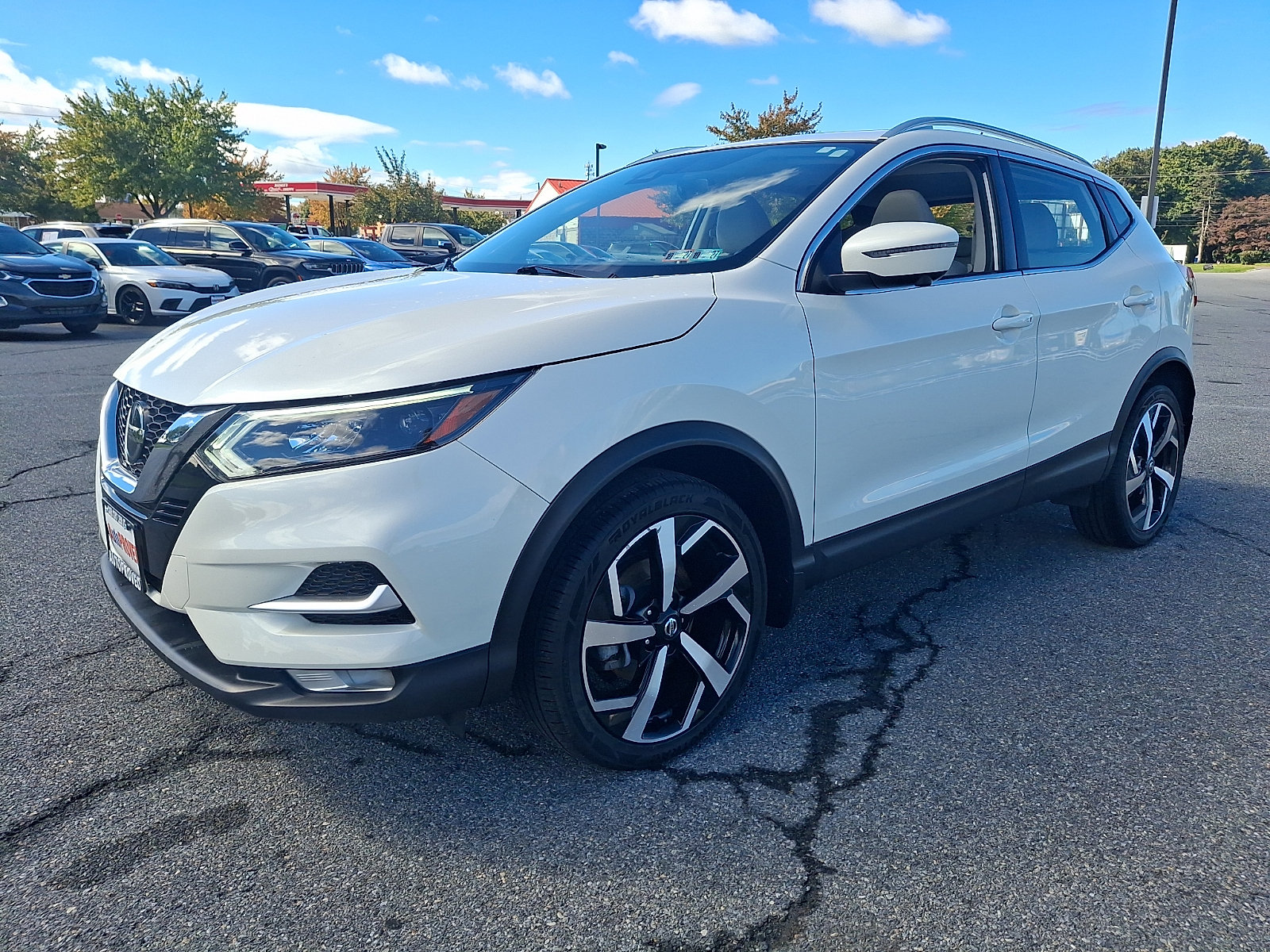 Used 2020 Nissan Rogue Sport SL w/ Premium Package AWD/4WD image 3