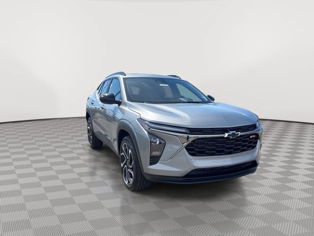 New 2026 Chevrolet Trax RS w/ Sunroof Package FWD image 4