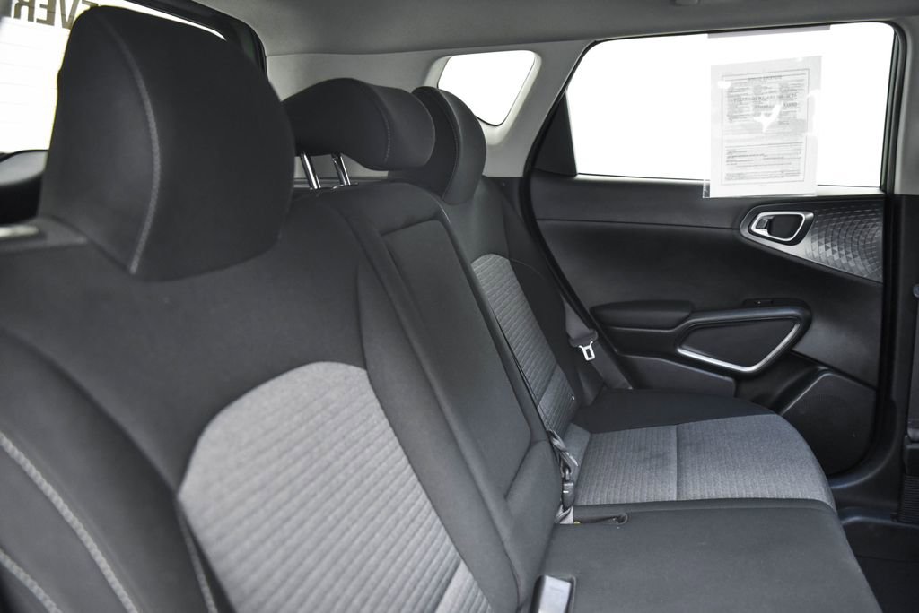 Used 2022 Kia Soul EX image 14
