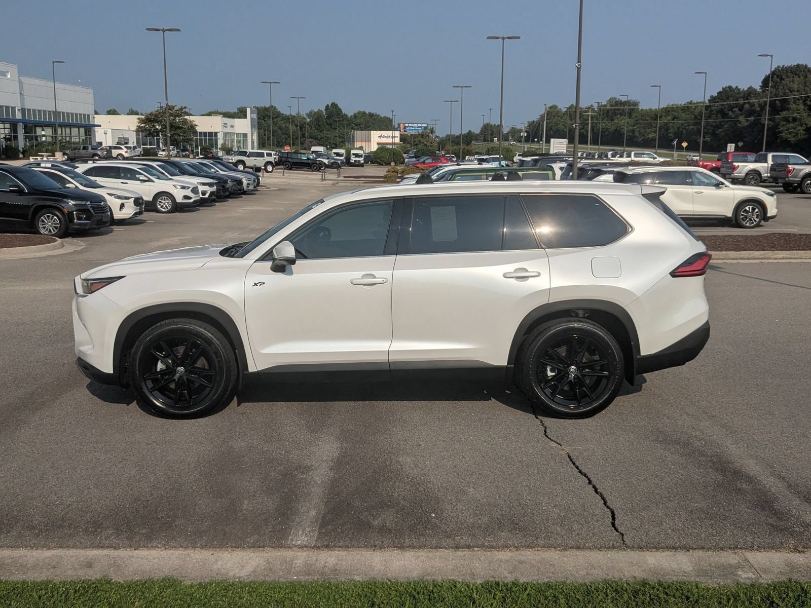 Used 2024 Toyota Grand Highlander AWD Hybrid image 6
