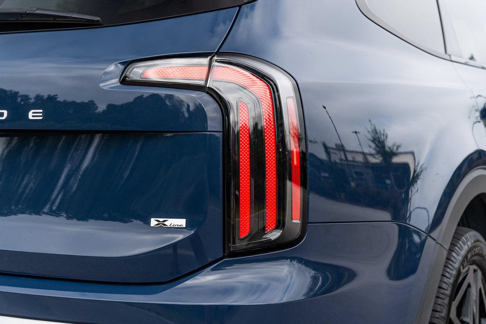 Used 2023 Kia Telluride EX X-Line AWD/4WD image 14