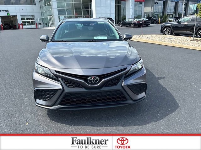 Used 2024 Toyota Camry SE FWD image 17