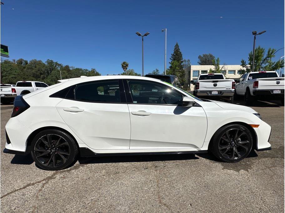 Used 2019 Honda Civic Sport image 9