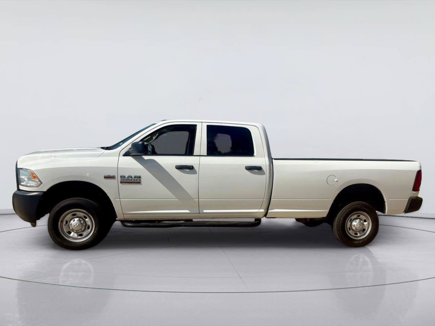 Used 2017 RAM 2500 Tradesman w/ Protection Group AWD/4WD image 4