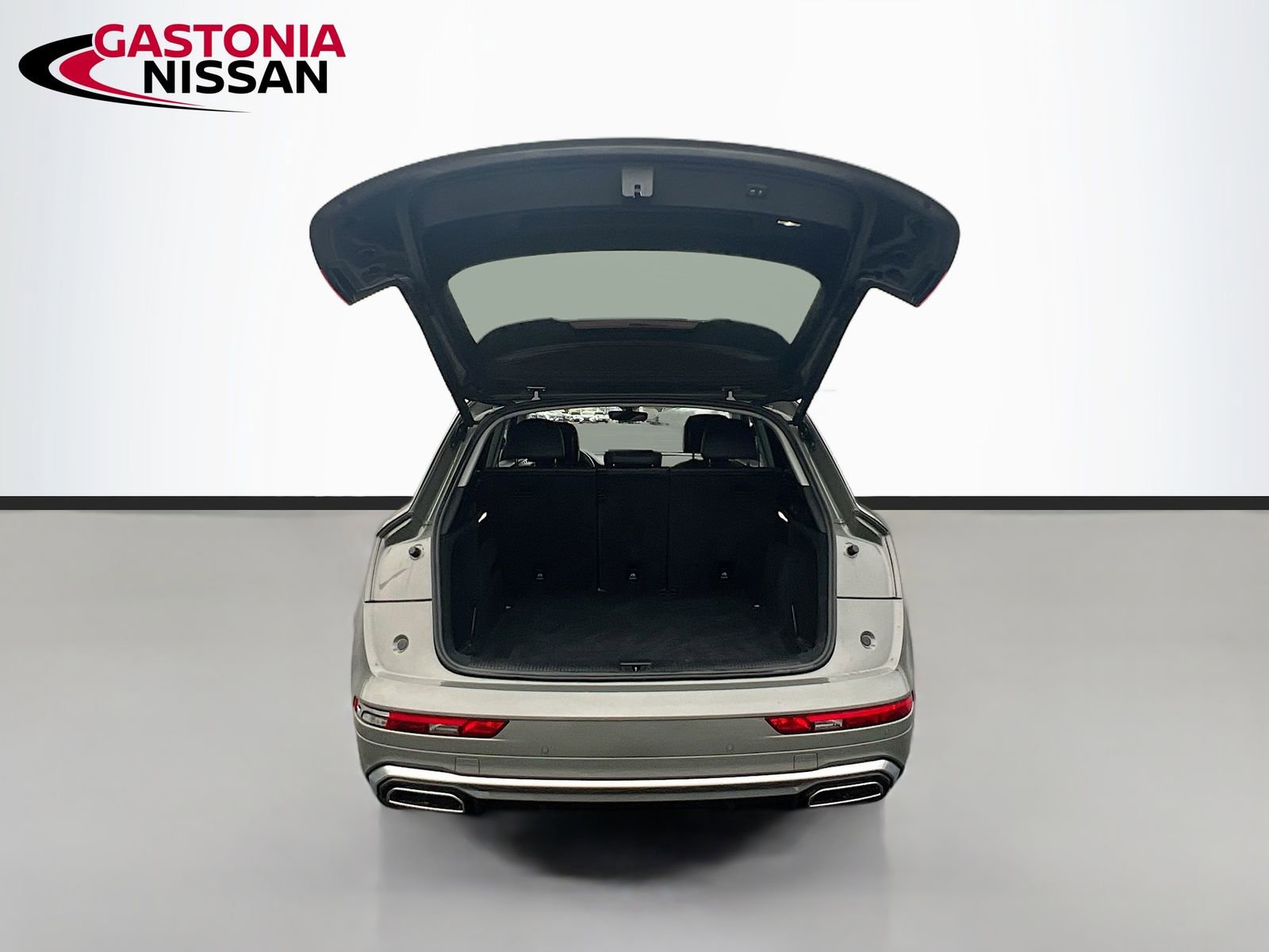 Used 2023 Audi Q5 2.0T Premium w/ Convenience Package image 36