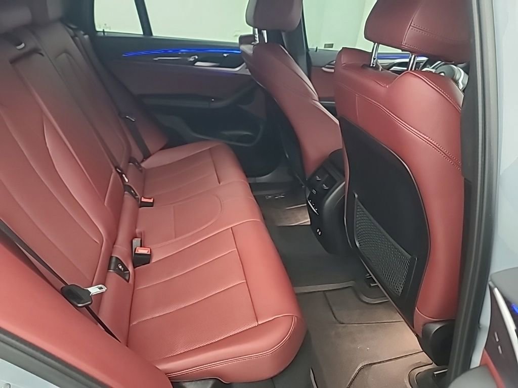Used 2023 BMW X4 M40i w/ Premium Package image 15