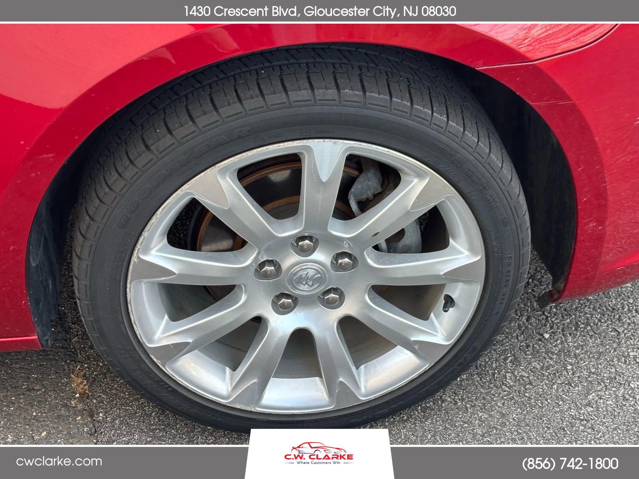 Used 2013 Buick LaCrosse Touring image 25