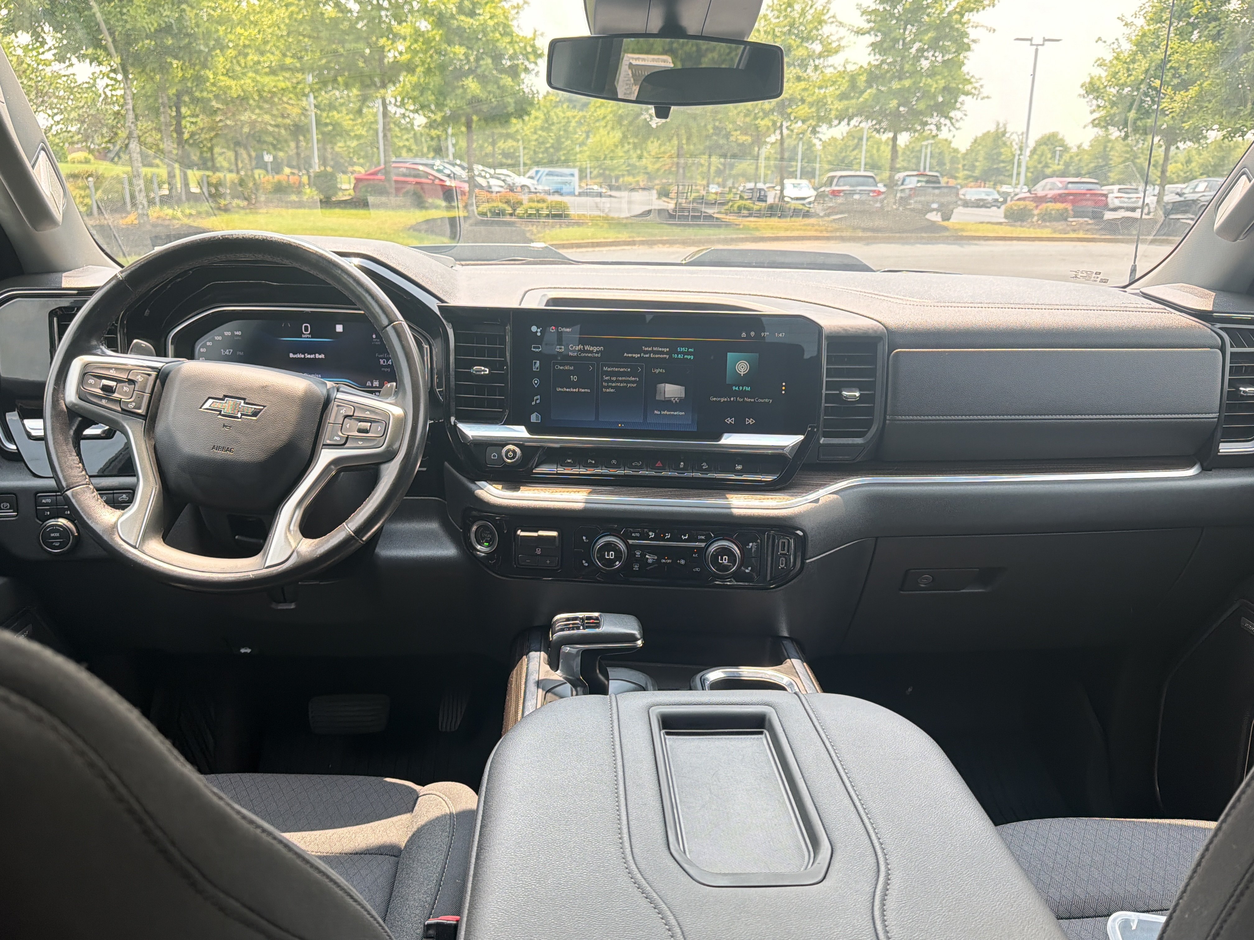 Used 2022 Chevrolet Silverado 1500 LT Trail Boss w/ Convenience Package II AWD/4WD image 29